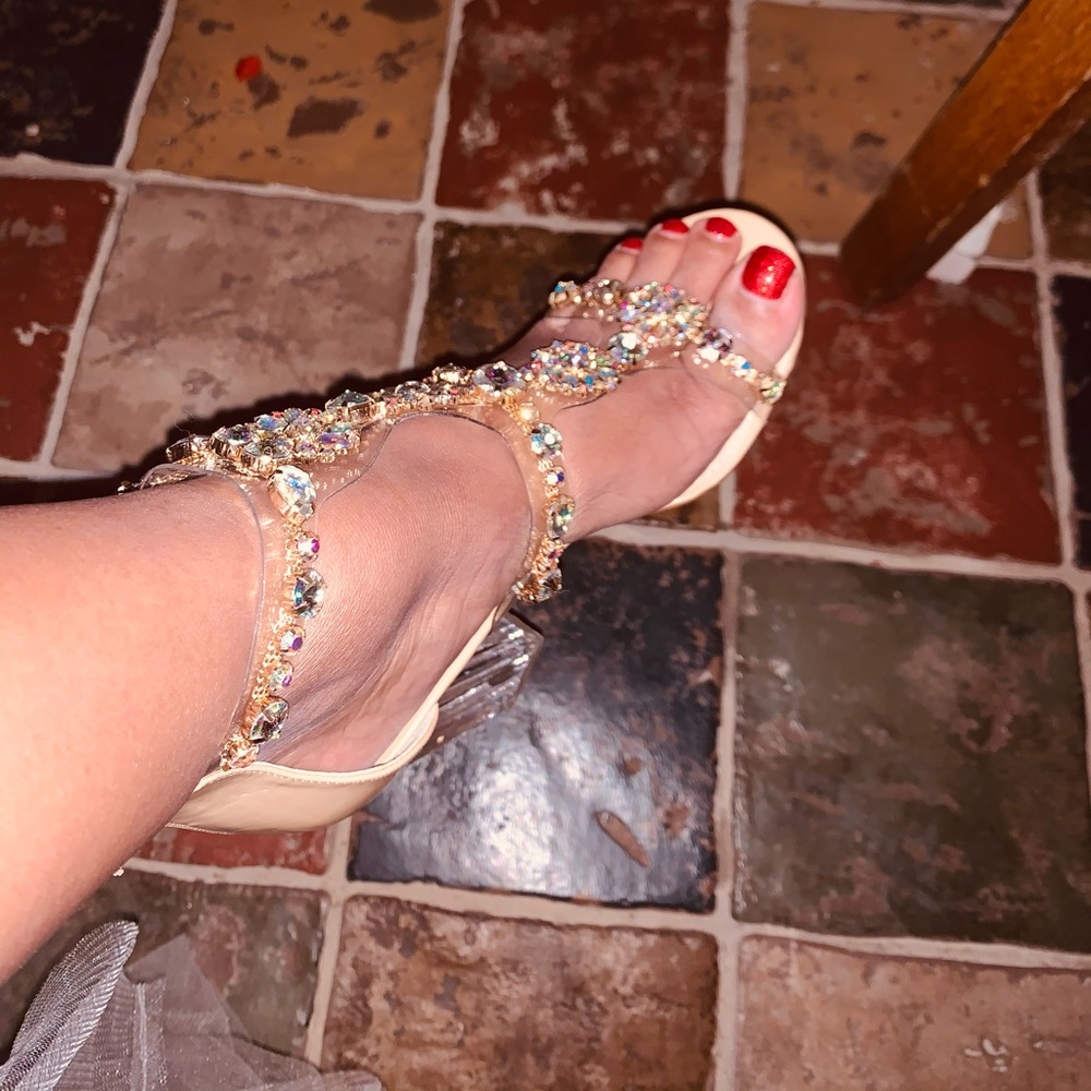 Azalea Wang Essence Nude Patent Leather Jewel Chunky Heel